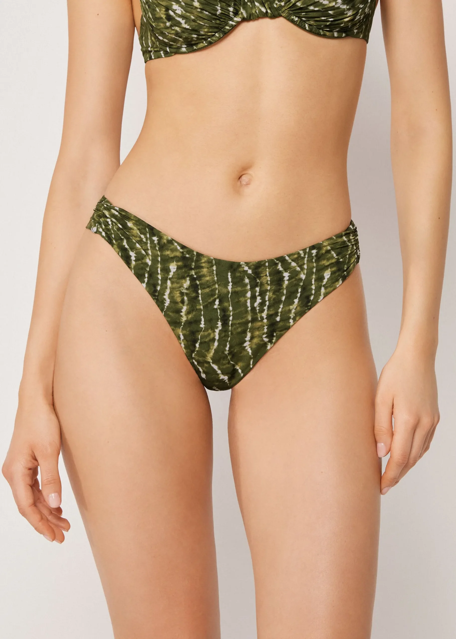 Brasiliana Costume Natural Tie-Dye
