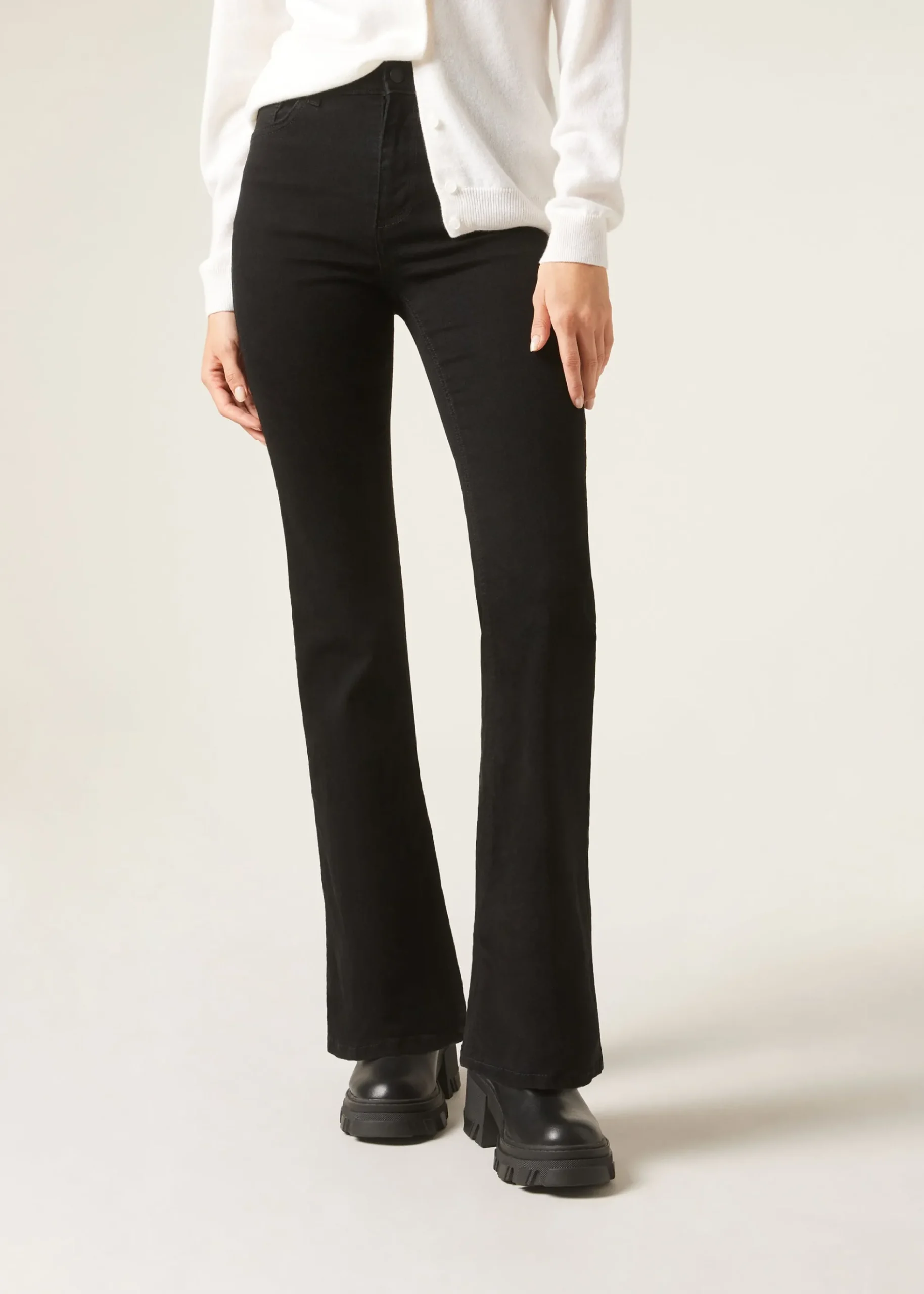 Jeans Elasticizzati a Zampa