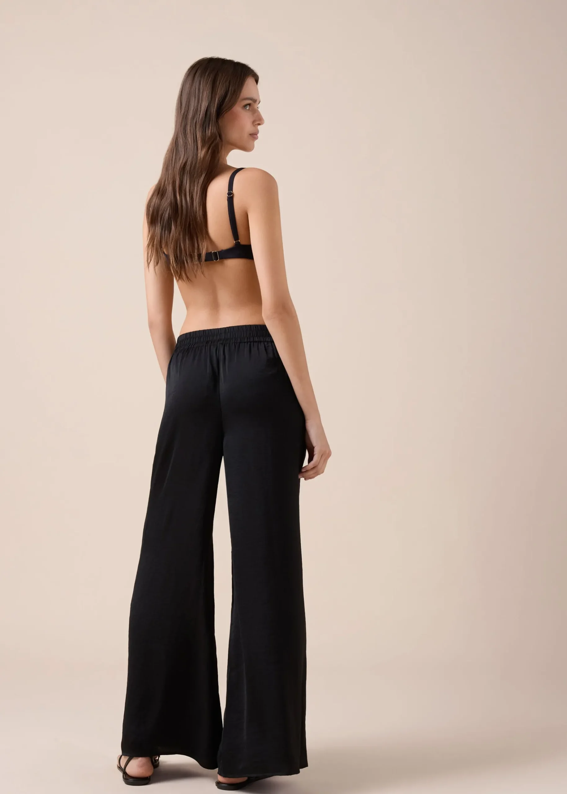Pantaloni a Palazzo Lucidi