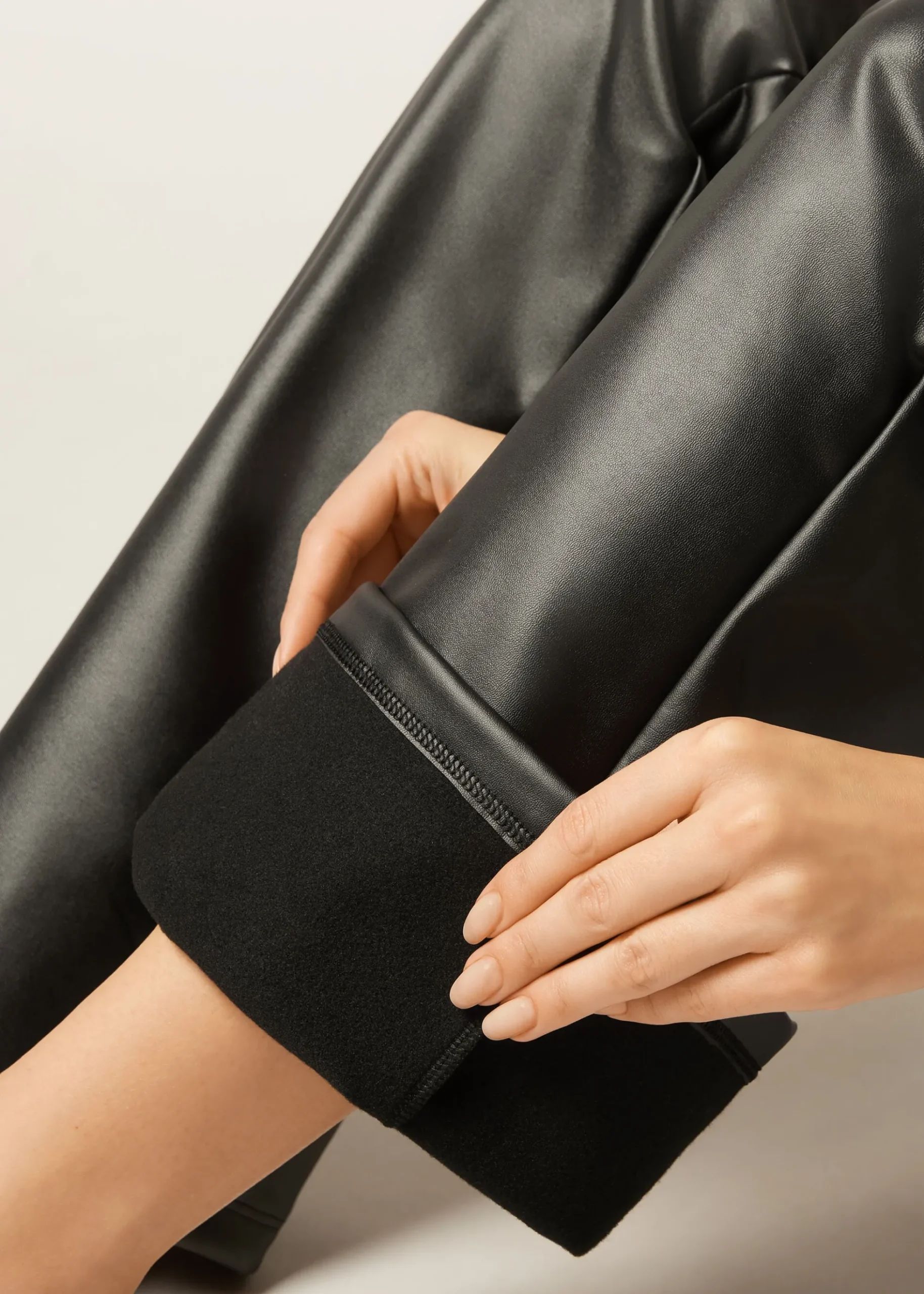 Pantaloni a Zampa Termici Effetto Pelle