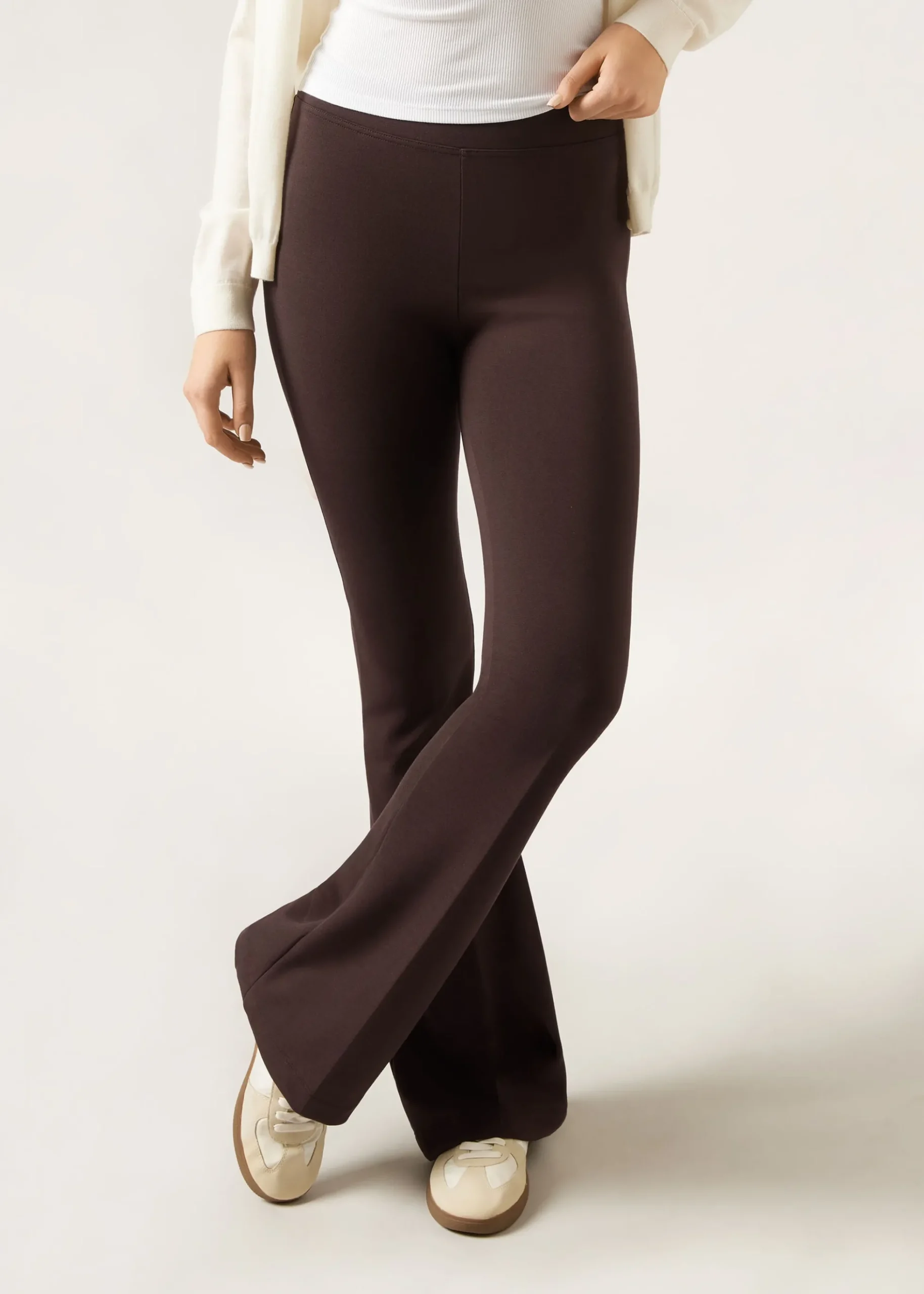 Pantaloni Flare
